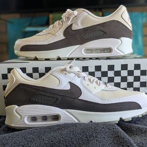 Nike Air Max Men's Sneakers - Cream and Brown